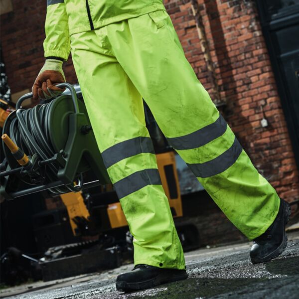Regatta High Visibility Pro Packaway Overtrousers Thumbnail